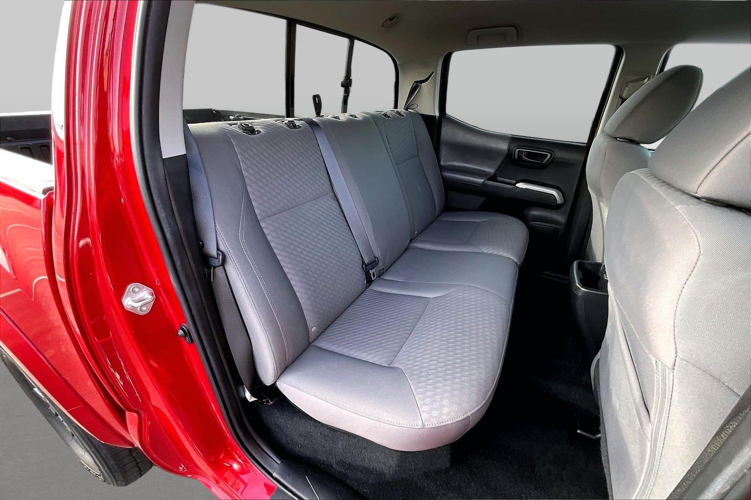 Used 2022 Toyota Tacoma SR5 w/ SR5 Appearance Package (SM) RWD image 26