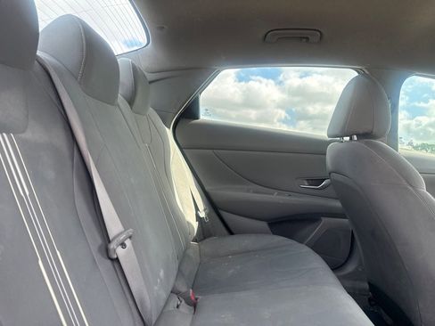 Used 2021 Hyundai Elantra SEL w/ Convenience Package FWD image 30