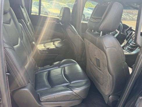 Used 2016 Cadillac Escalade ESV Platinum AWD/4WD image 15