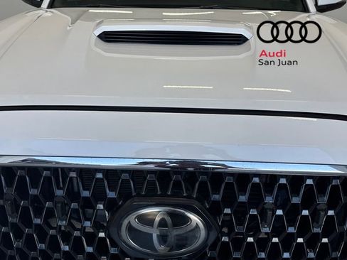 Used 2019 Toyota Tacoma TRD Sport image 4