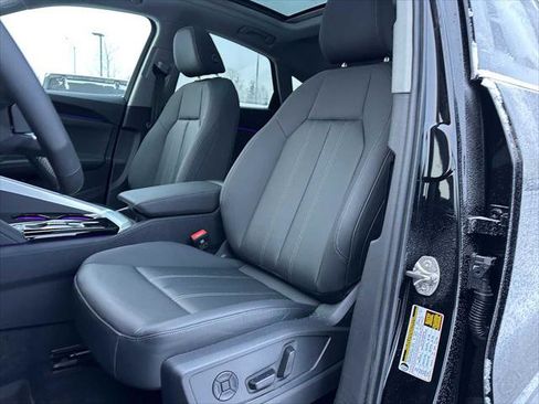 New 2025 Audi Q5 Premium image 21