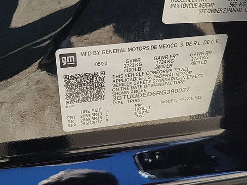Certified 2024 GMC Sierra 1500 SLT AWD/4WD image 32
