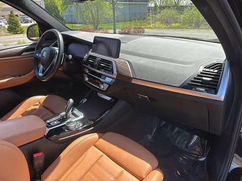 Used 2021 BMW X3 xDrive30e w/ Convenience Package AWD/4WD image 18