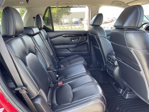 Used 2025 Honda Pilot EX-L image 27