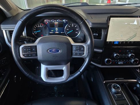 Used 2023 Ford Expedition Max XLT image 14
