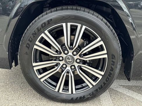 New 2026 Lexus LX 700h Luxury AWD/4WD image 9