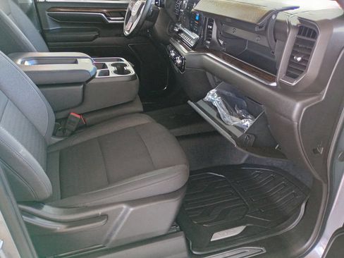Used 2024 GMC Sierra 2500 SLE w/ SLE Convenience Package AWD/4WD image 18