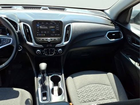 Used 2023 Chevrolet Equinox LT AWD/4WD image 15