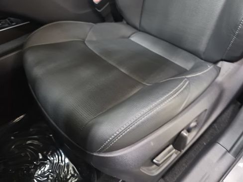 Used 2023 Subaru Solterra AWD image 27