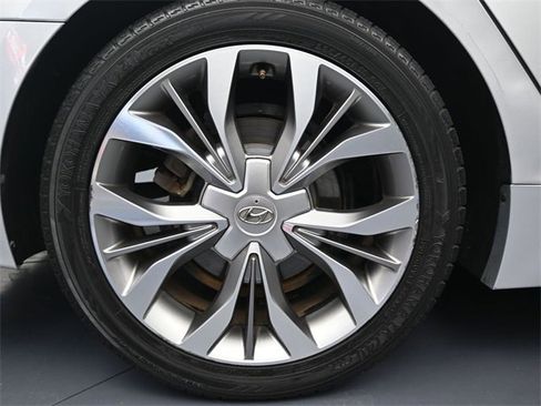 Used 2015 Hyundai Sonata Limited 2.0T image 9