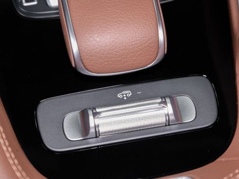 New 2026 Mercedes-Benz GLS 580 4MATIC image 25