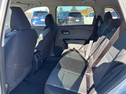 Used 2023 Nissan Rogue SV image 12
