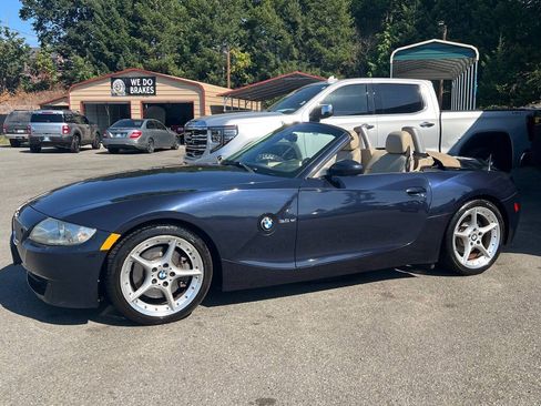Used 2006 BMW Z4 3.0si RWD image 2