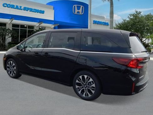 New 2026 Honda Odyssey Elite image 3