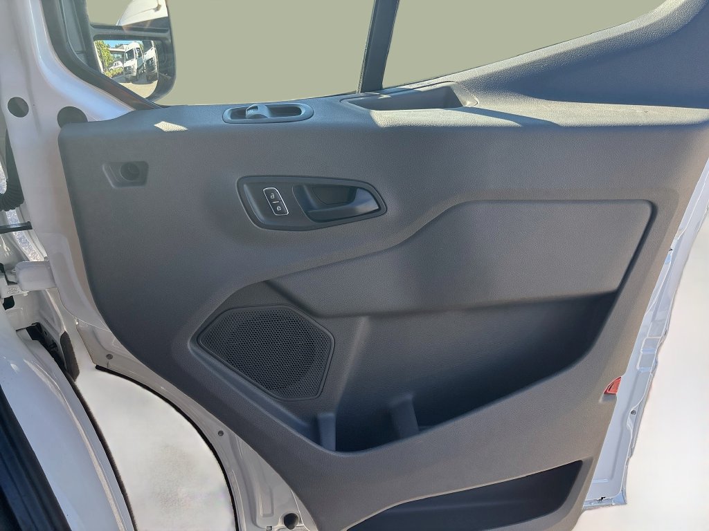 Used 2025 Ford Transit 250 Low Roof w/ Exterior Upgrade Package RWD image 20