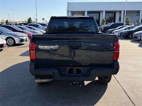 Used 2025 Toyota Tacoma SR image 6