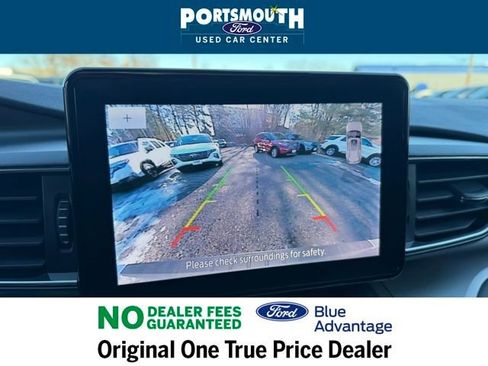 Certified 2022 Ford Explorer XLT w/ Equipment Group 202A image 11