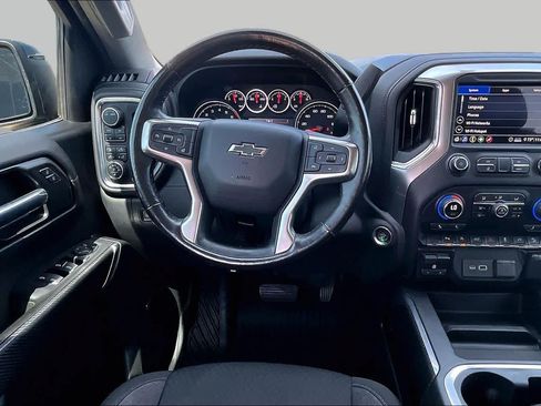 Used 2020 Chevrolet Silverado 1500 LT Trail Boss AWD/4WD image 5