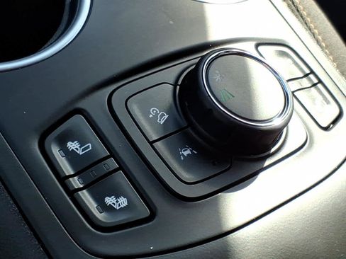 Certified 2020 GMC Terrain SLE w/ Driver Convenience Package image 10