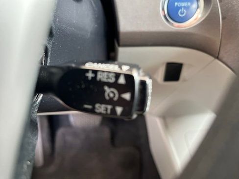 Used 2012 Toyota Prius Four image 21