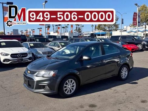 Used 2017 Chevrolet Sonic LT FWD image 1