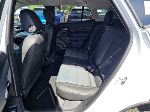 New 2026 Chevrolet Trax LT w/ Driver Confidence Package FWD image 21