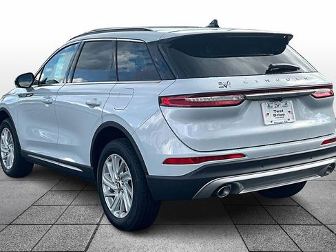 New 2026 Lincoln Corsair Premiere image 3