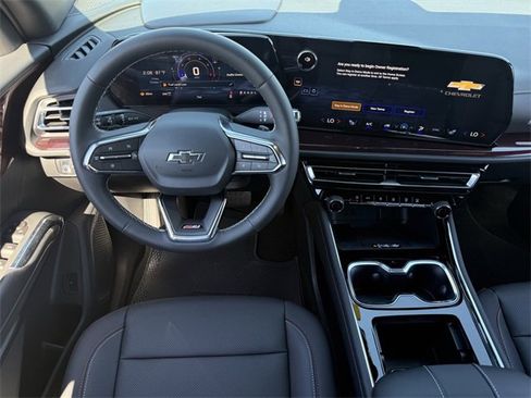 New 2026 Chevrolet Traverse Z71 w/ Driver Confidence Package image 12