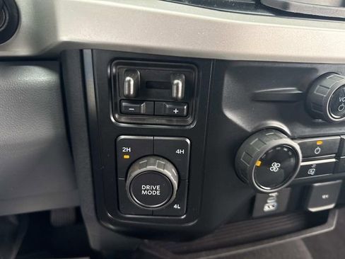 Used 2025 Ford F250 XLT w/ Snow Plow Prep Package image 24