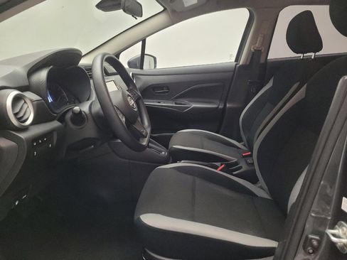 Used 2025 Nissan Versa S w/ Trunk Package FWD image 17