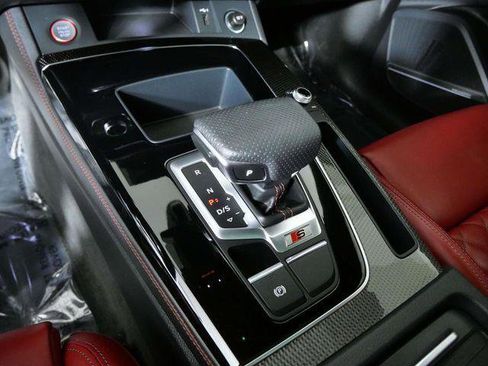 Used 2023 Audi SQ5 Prestige w/ Prestige Package AWD/4WD image 22