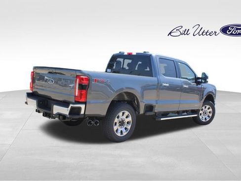 New 2026 Ford F250 Lariat w/ Lariat Premium Package AWD/4WD image 3