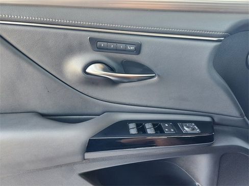Used 2022 Lexus ES 350 F Sport image 24