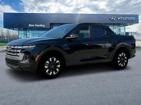 New 2025 Hyundai Santa Cruz SEL FWD image 2