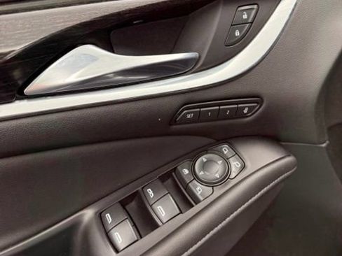 Used 2021 Buick Enclave Avenir FWD image 46