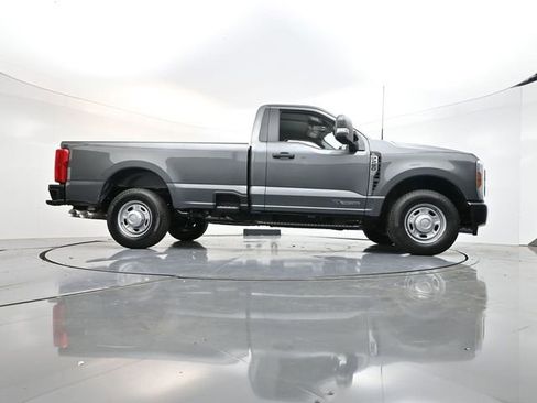 New 2026 Ford F250 XL RWD image 32