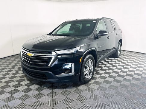 Used 2023 Chevrolet Traverse LT w/ LPO, Cargo Package AWD/4WD image 7