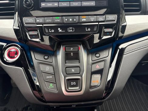 Used 2023 Honda Odyssey Touring image 24