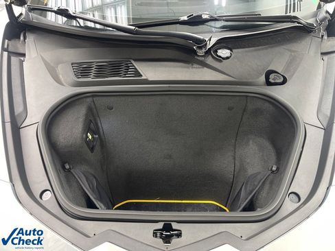 Used 2023 Chevrolet Corvette Stingray w/ Z51 Performance Package image 26