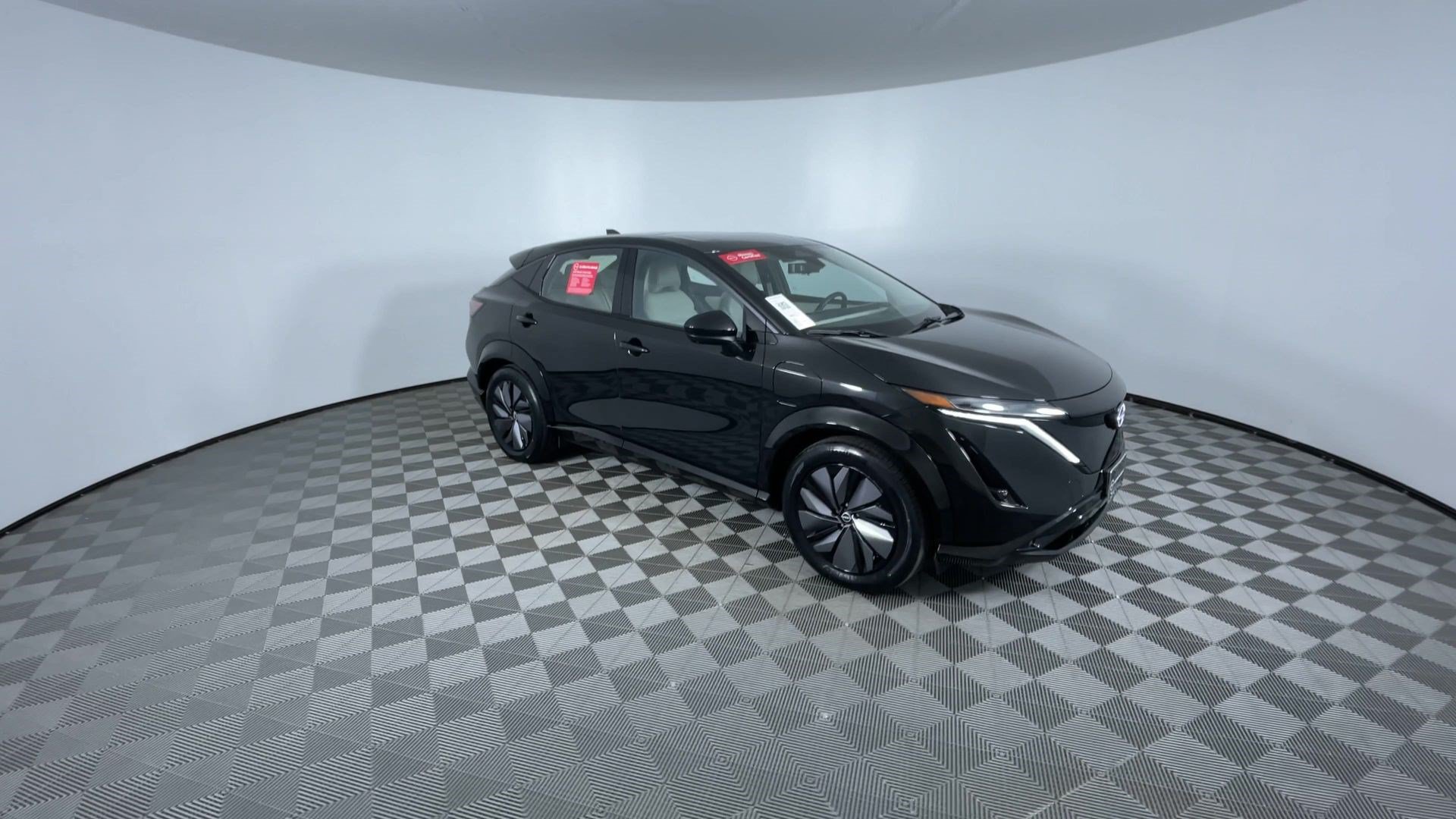 Certified 2024 Nissan Ariya AWD image 2