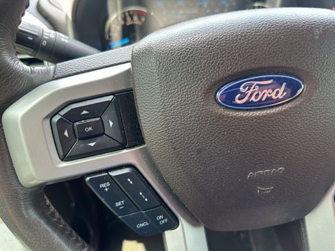 Used 2018 Ford F150 King Ranch w/ Equipment Group 601A Luxury AWD/4WD image 26