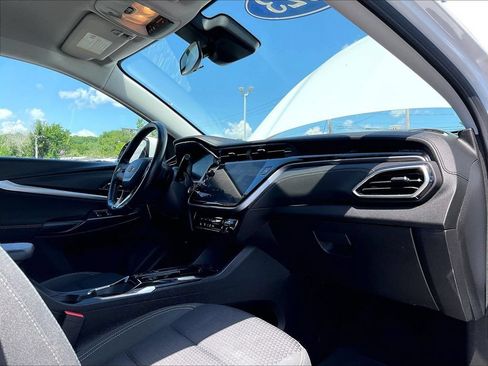 Used 2023 Chevrolet Bolt EUV LT w/ Comfort Package FWD image 14