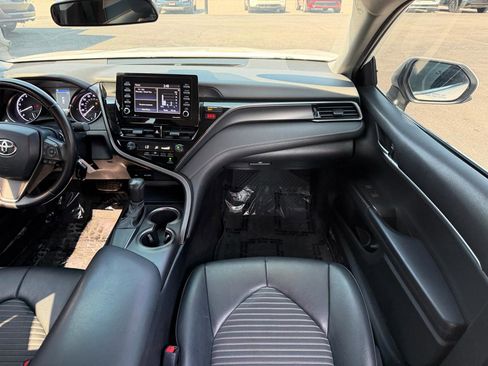 Used 2021 Toyota Camry SE image 22