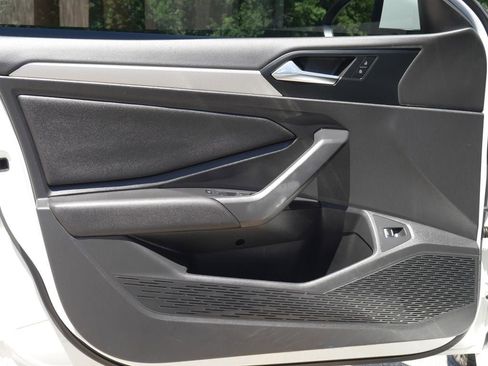 Used 2020 Volkswagen Jetta SE w/ SE Cold Weather Package FWD image 26