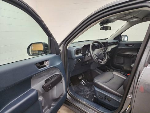 Used 2024 Ford Maverick Lariat w/ Black Appearance Package image 11