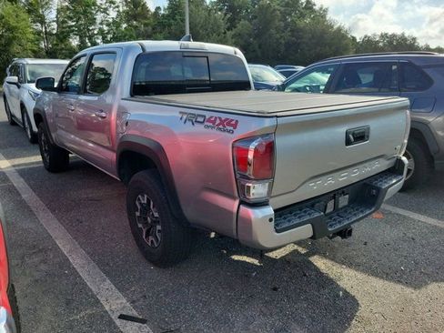 Used 2022 Toyota Tacoma TRD Off-Road w/ Technology Package AWD/4WD image 6