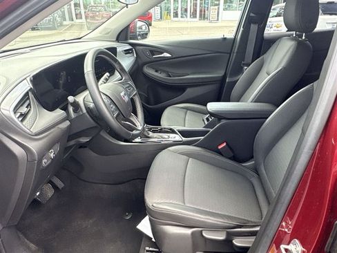 Used 2024 Buick Encore GX Preferred FWD image 18