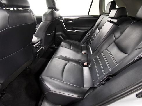 Used 2019 Toyota RAV4 XLE Premium w/ All Weather Liner Package AWD/4WD image 15
