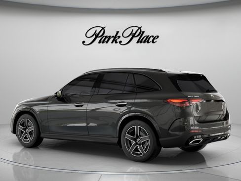 Used 2026 Mercedes-Benz GLC 300 image 13