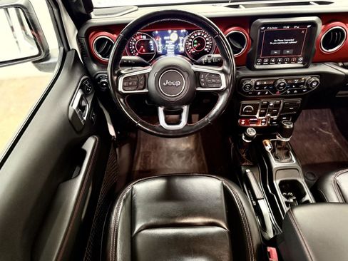 Used 2021 Jeep Wrangler Unlimited Rubicon AWD/4WD image 2